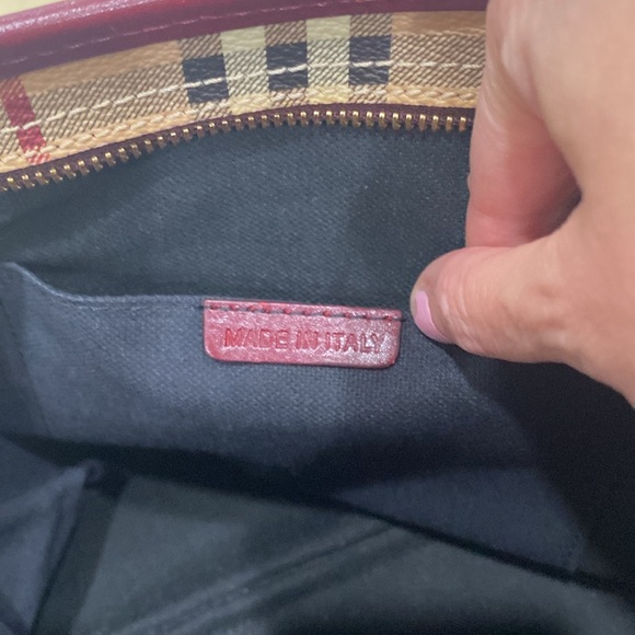 Burberry haymarket shoulder bag - Picture 9 of 10